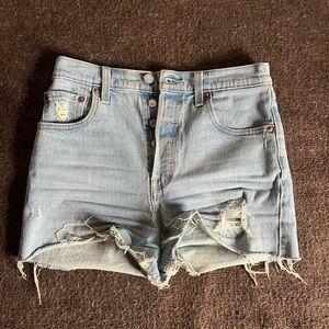 Women’s Levi's Light Blue Ribcage Distressed Jean Shorts